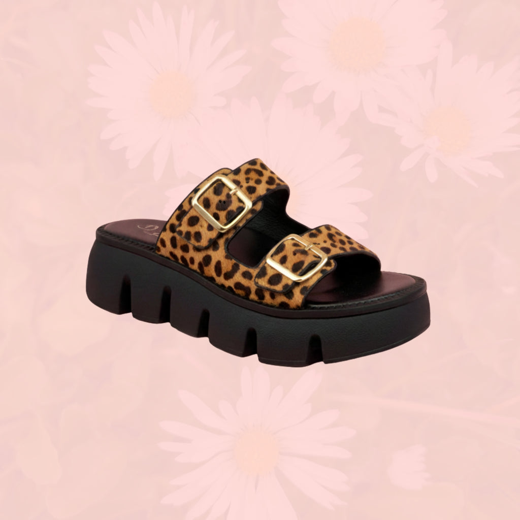 Elora Cuero Animal Print