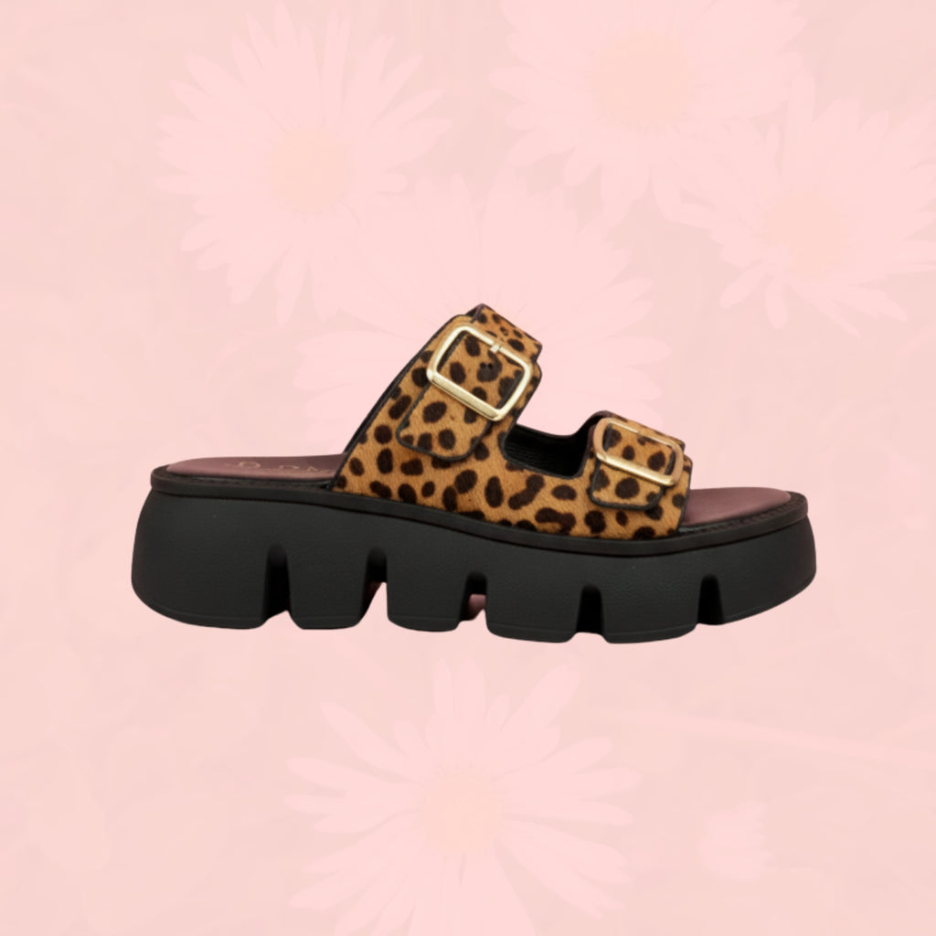 Elora Cuero Animal Print